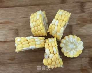 虫草花干贝玉米汤的做法步骤：2