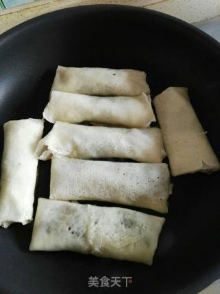 三鲜春卷的做法步骤：10