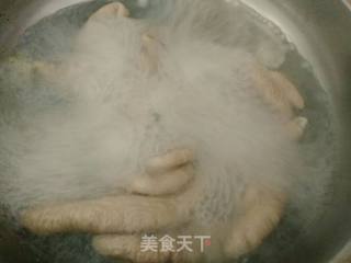 爆炒肥肠的做法步骤：3