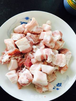 红烧肉的做法步骤：1