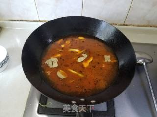 水煮三鲜的做法步骤：4