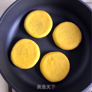 香酥南瓜红豆饼的做法步骤：11