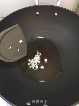 虎皮尖椒的做法步骤：3