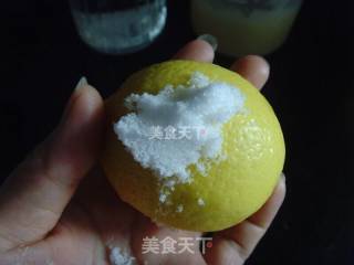 柠檬蜂蜜茶的做法步骤：1