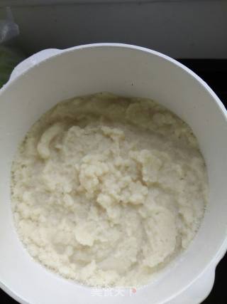 豆渣玉米饼的做法步骤：2