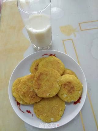 豆渣玉米饼的做法步骤：7