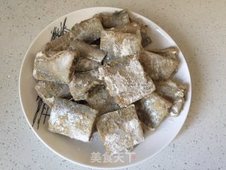 椒盐带鱼的做法步骤：5