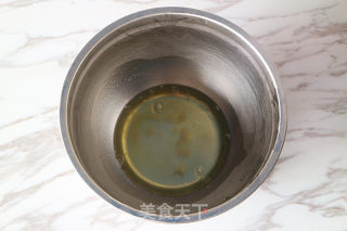 鲜奶油戚风蛋糕的做法步骤：6