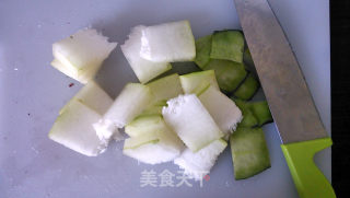 白汤虾皮冬瓜的做法步骤：2