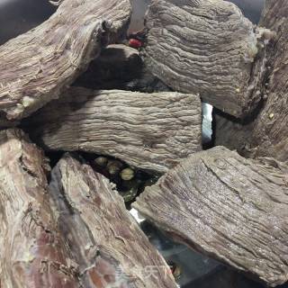 川味私房秘制牛肉的做法步骤：2