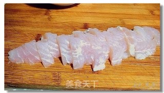 避风塘炒鱼的做法步骤：3