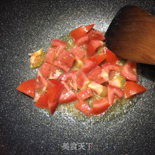 西红柿豆腐汤的做法步骤：3