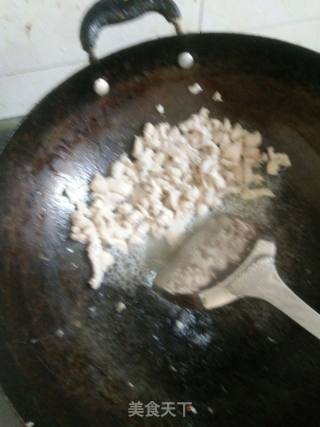 蒜苔炒肉的做法步骤：4