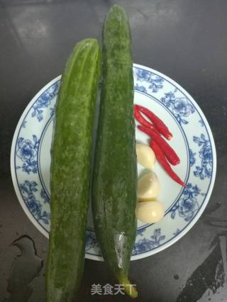 爽口黄瓜丝的做法步骤：1