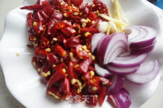 辣子鱼丝的做法步骤：3