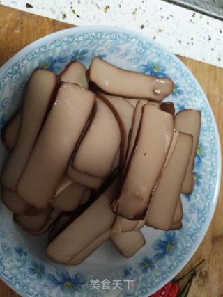 夏季快手菜――凉拌鸡蛋干的做法步骤：2