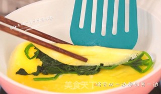 菠菜厚蛋烧—5分钟元气早餐的做法步骤：4