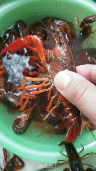 十三香麻辣小龙虾的做法步骤：2