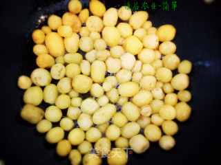 干烧迷你小土豆的做法步骤：2