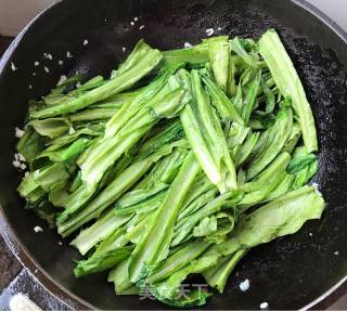 豆豉鲮鱼油麦菜的做法步骤：5