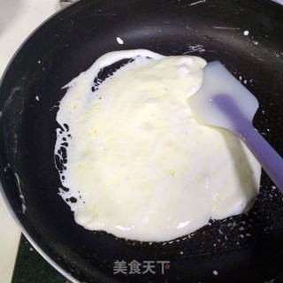 牛轧糖夹心苏打饼干的做法步骤：5