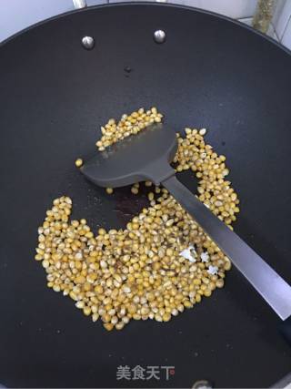 自制爆米花的做法步骤：4