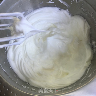 十寸方形酸奶戚风蛋糕的做法步骤：5