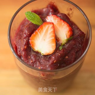 冰爽细腻-草莓冰沙的做法步骤：8