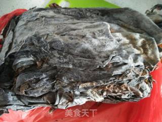 海带排骨汤的做法步骤：1