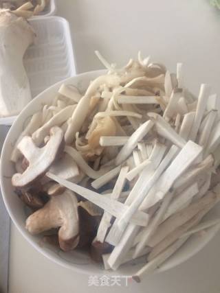 杂菌豆腐的做法步骤：3