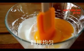 无油配方 | 外脆内松软，蓝莓夹心派的做法步骤：4