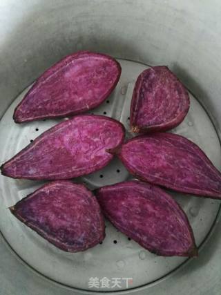 紫薯餐包的做法步骤：1