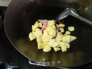 油豆腐烧土豆的做法步骤：4