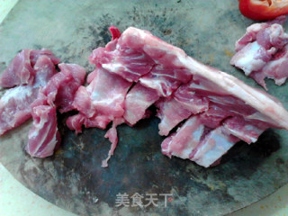 榴莲壳炖龙骨的做法步骤：4