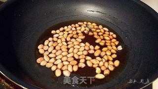 宫爆菇丁的做法步骤：6