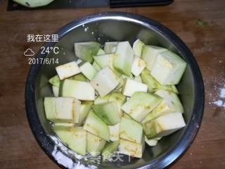 西红柿烧茄子的做法步骤：2