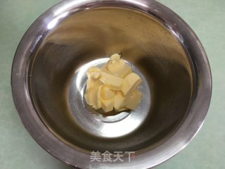 凤梨酥的做法步骤：1