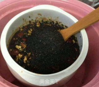 芝麻桃核阿胶的做法步骤：2