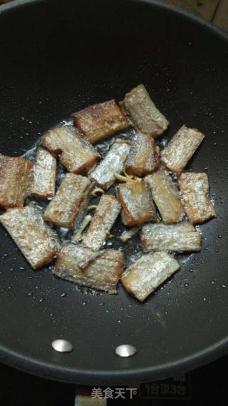 香煎带鱼的做法步骤：3