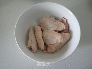 茶熏鸡翅的做法步骤：1