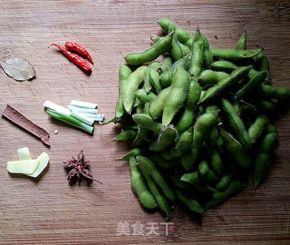 五香盐水毛豆的做法步骤：1