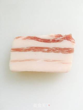 土豆焖芸豆的做法步骤：1