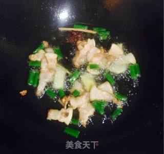 土豆焖芸豆的做法步骤：5
