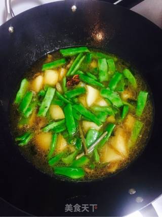 土豆焖芸豆的做法步骤：8
