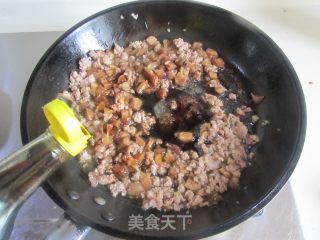 香菇肉末面的做法步骤：6