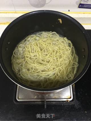 武汉热干面的做法步骤：3