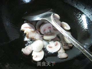 鸡毛菜蘑菇煮鸭血的做法步骤：3