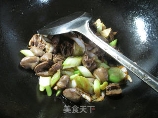 大葱炒鸡心的做法步骤：6