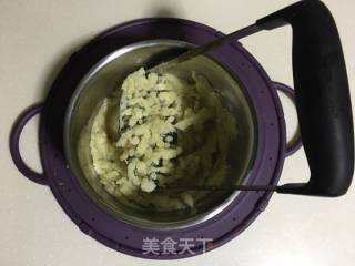 奶香蚝油土豆泥的做法步骤：2