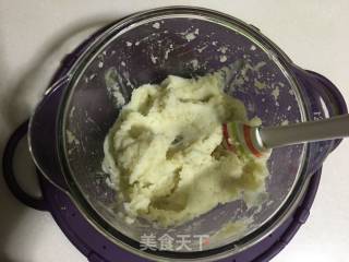 奶香蚝油土豆泥的做法步骤：3
